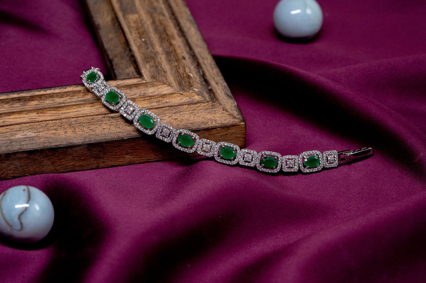 Emerald Green Stones Bracelet